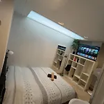 Center Ground Floor דירה