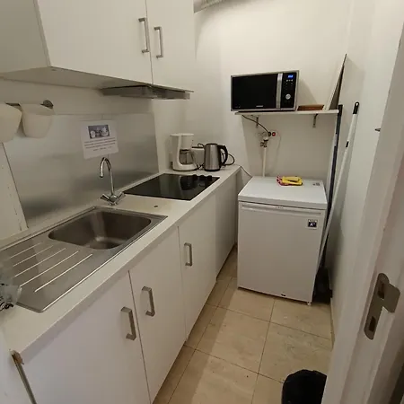 Center Ground Floor Apartman *